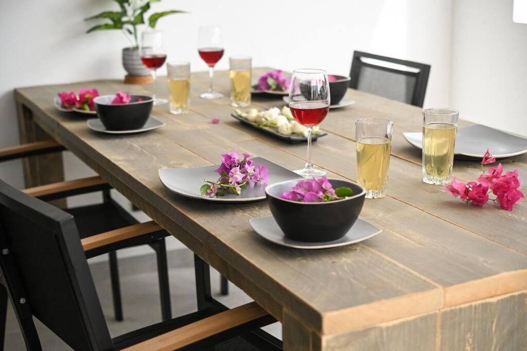 Rejuvenate in Private Condo Minutes from Jan Thiel