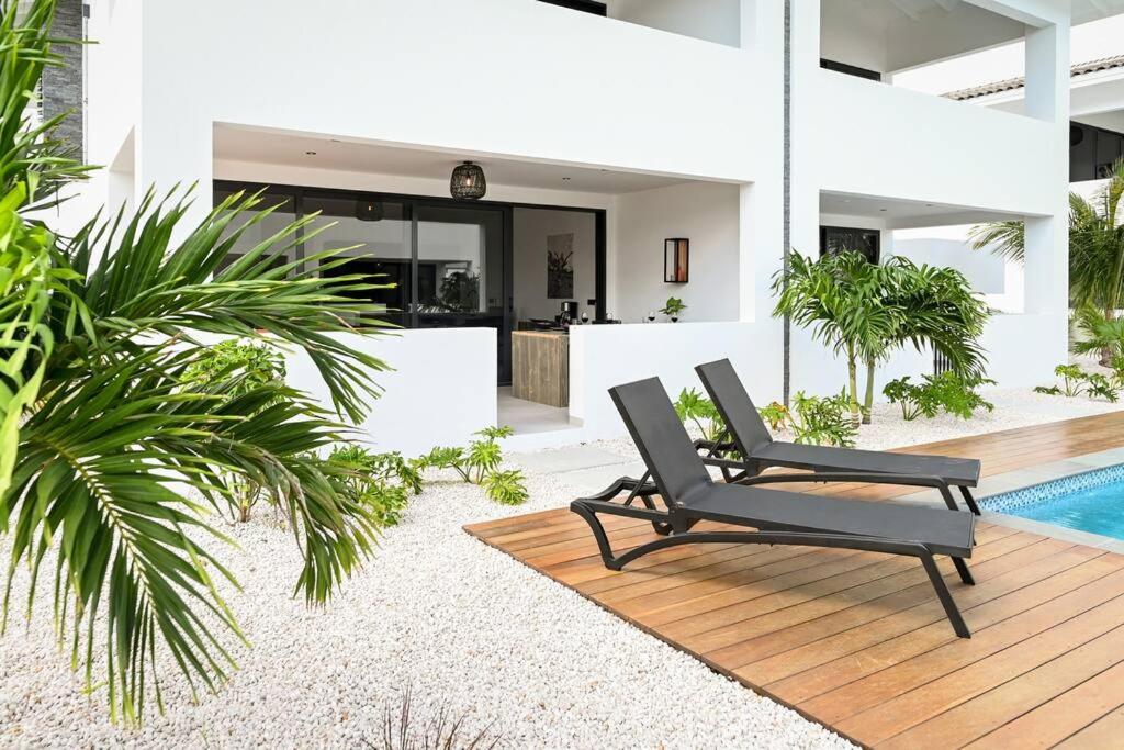 Rejuvenate in Private Condo Minutes from Jan Thiel