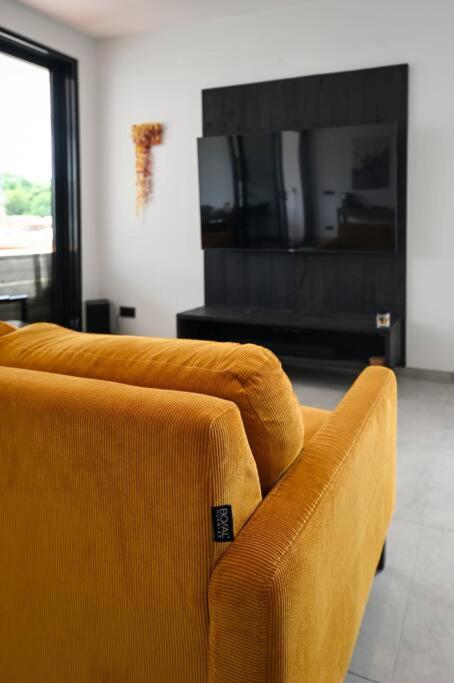 Rejuvenate in Private Condo Minutes from Jan Thiel