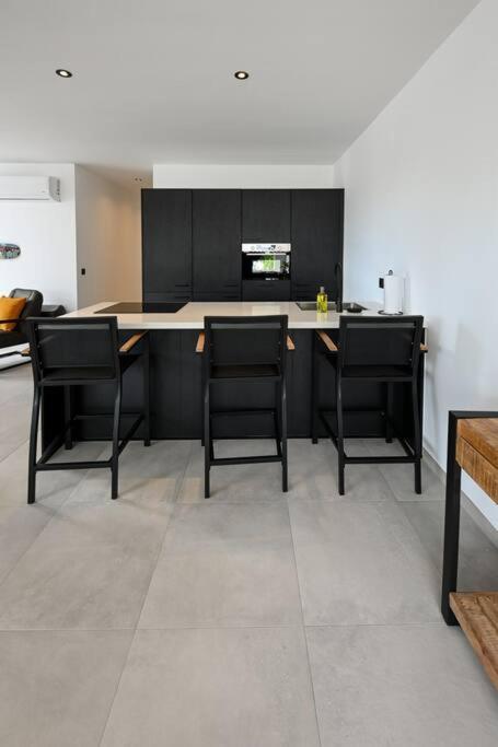 Rejuvenate in Private Condo Minutes from Jan Thiel