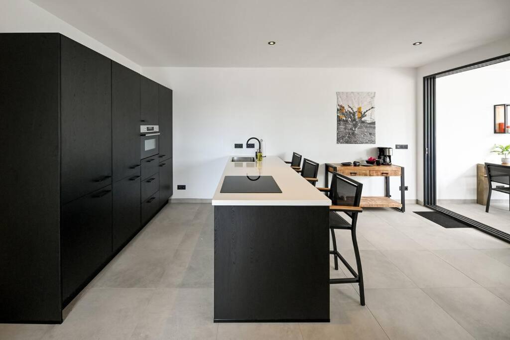 Rejuvenate in Private Condo Minutes from Jan Thiel