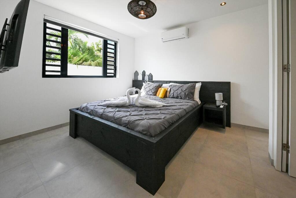 Rejuvenate in Private Condo Minutes from Jan Thiel