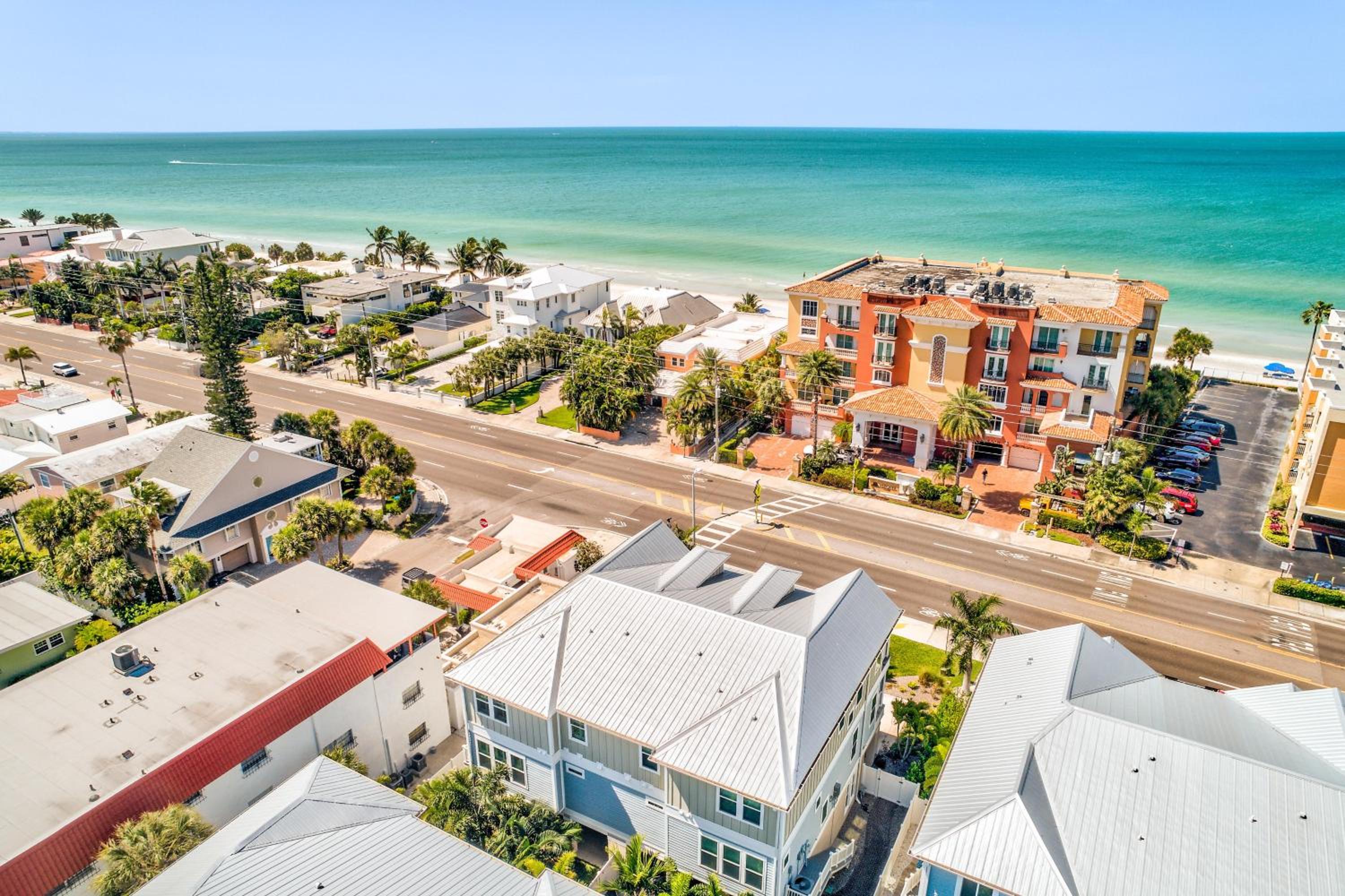 Redington Townhouse 16303 - Pelican Paradise view 5