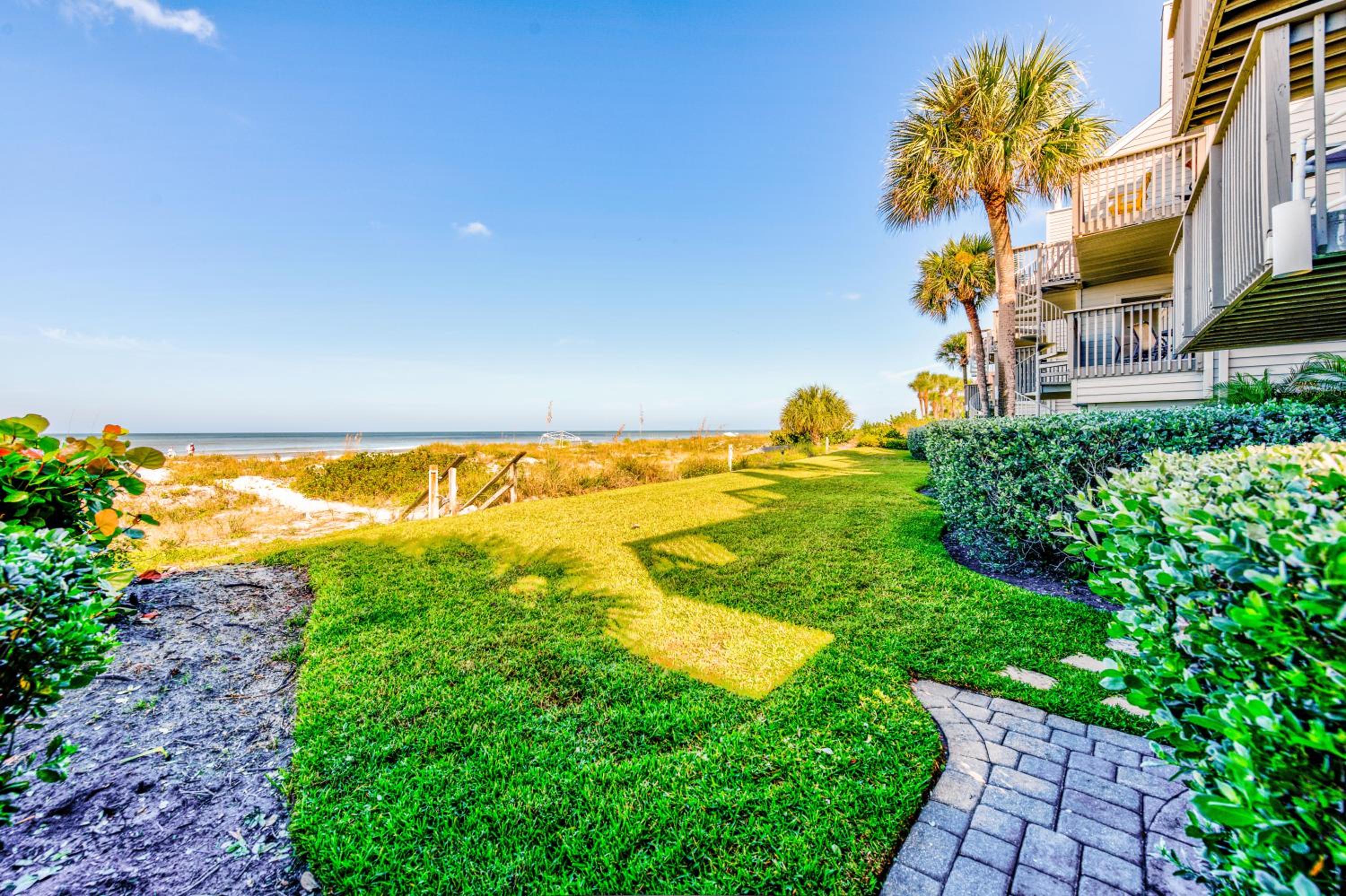 Pelican Pointe 3B view 3