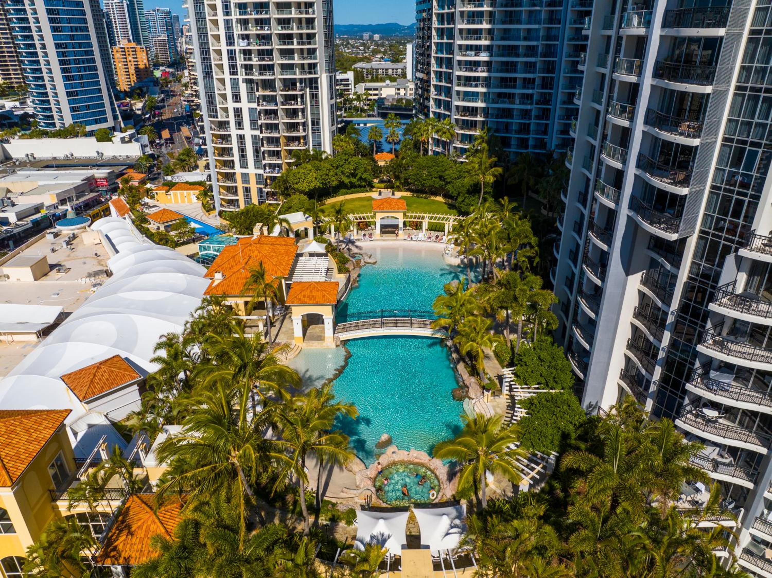 Surfers Paradise Getaway Amazing Resort Amenities