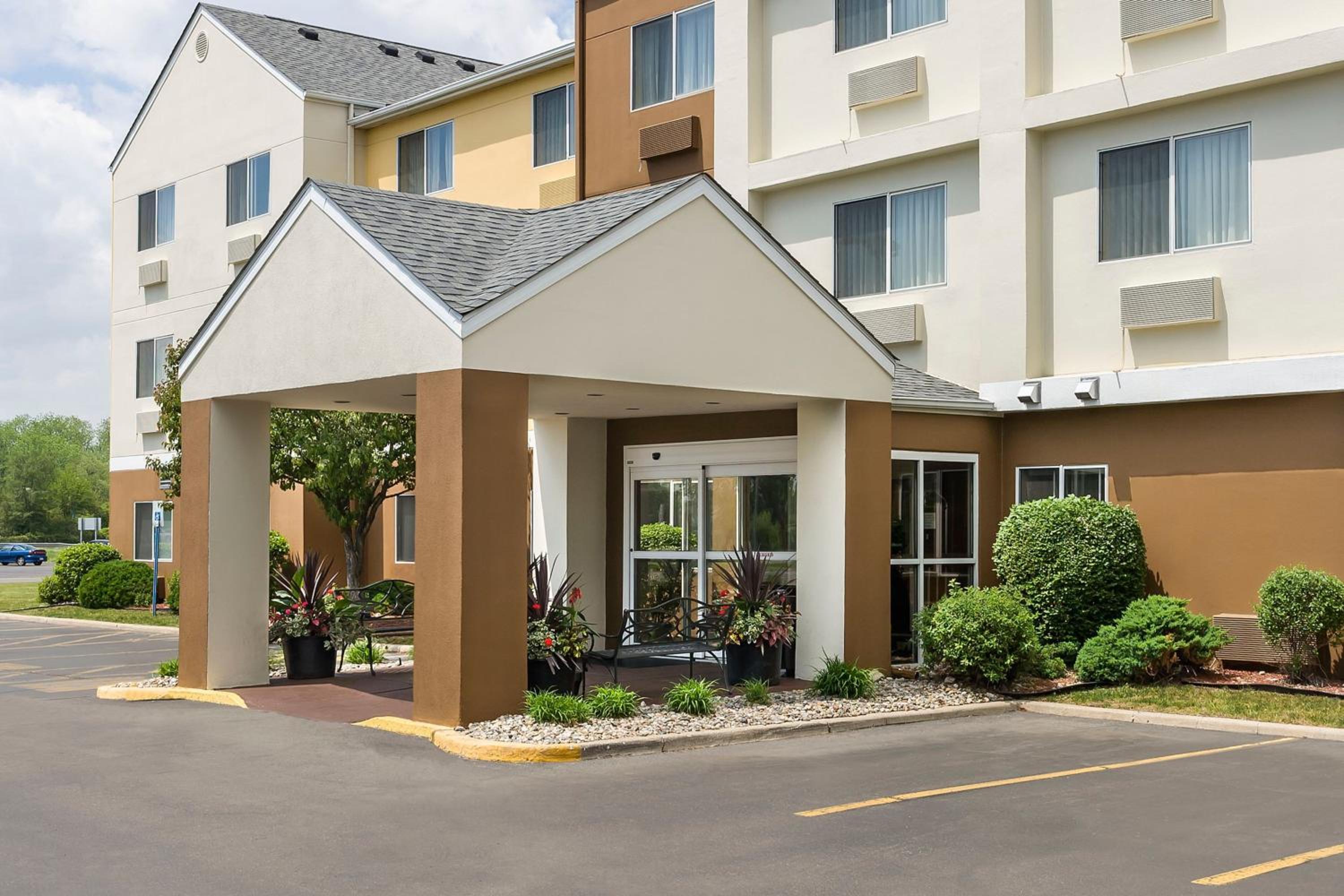 Jackson Vacations - Fairfield Inn  Suites Jackson - Property Image 3