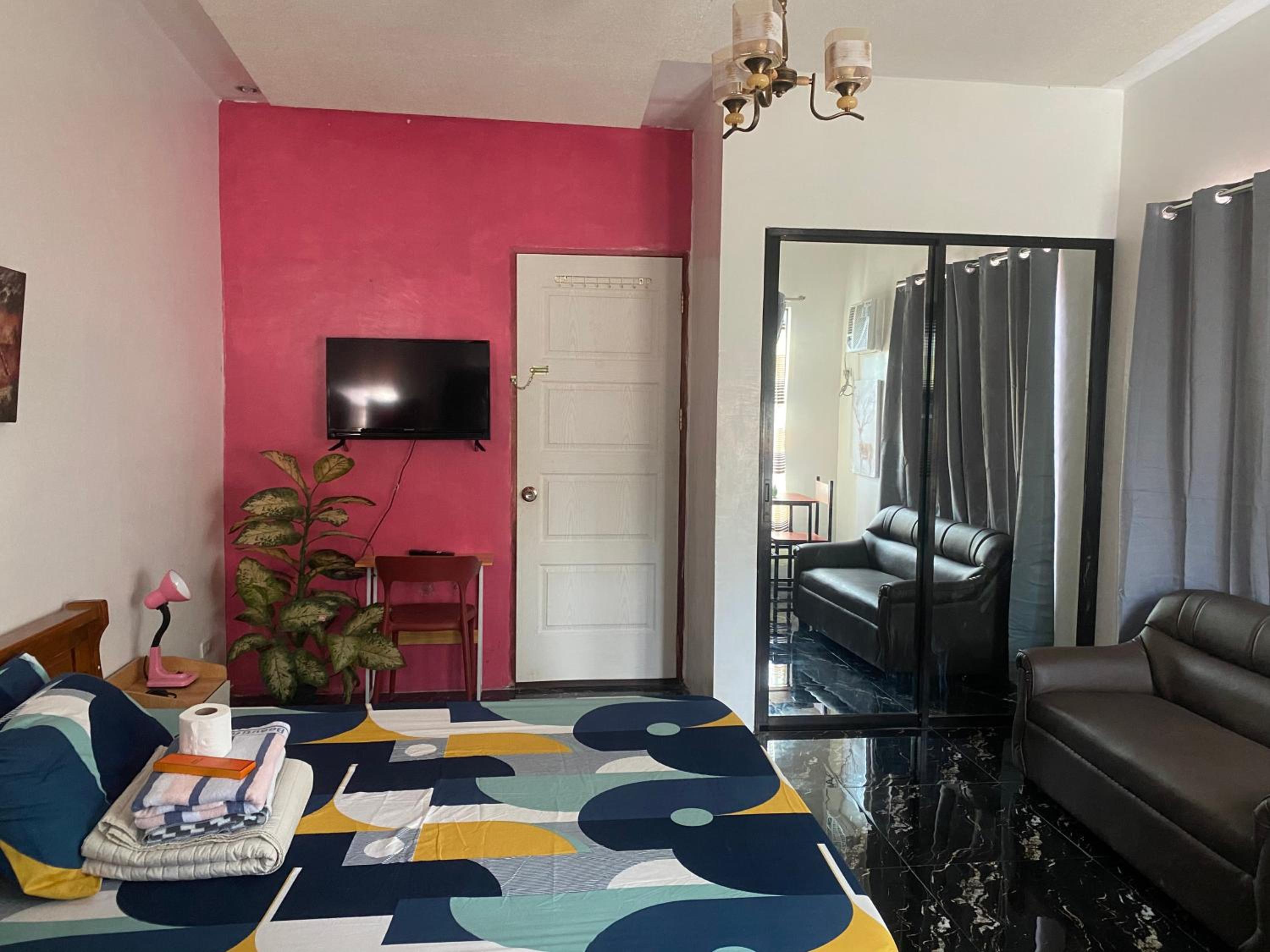 Jean Apartment and guest rooms view 2