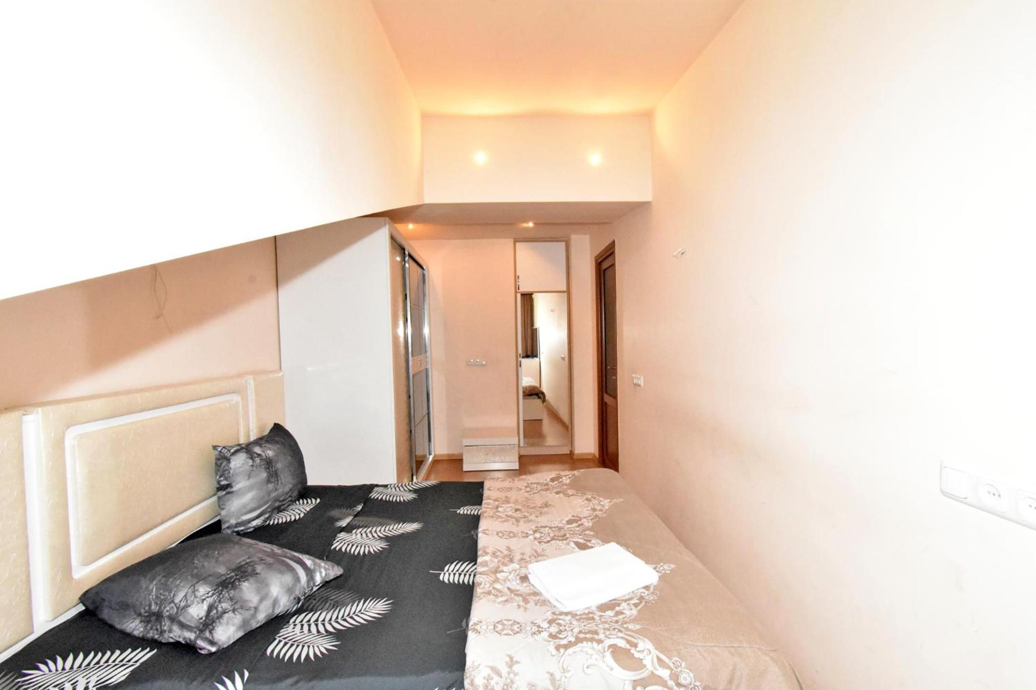 H D Guest House