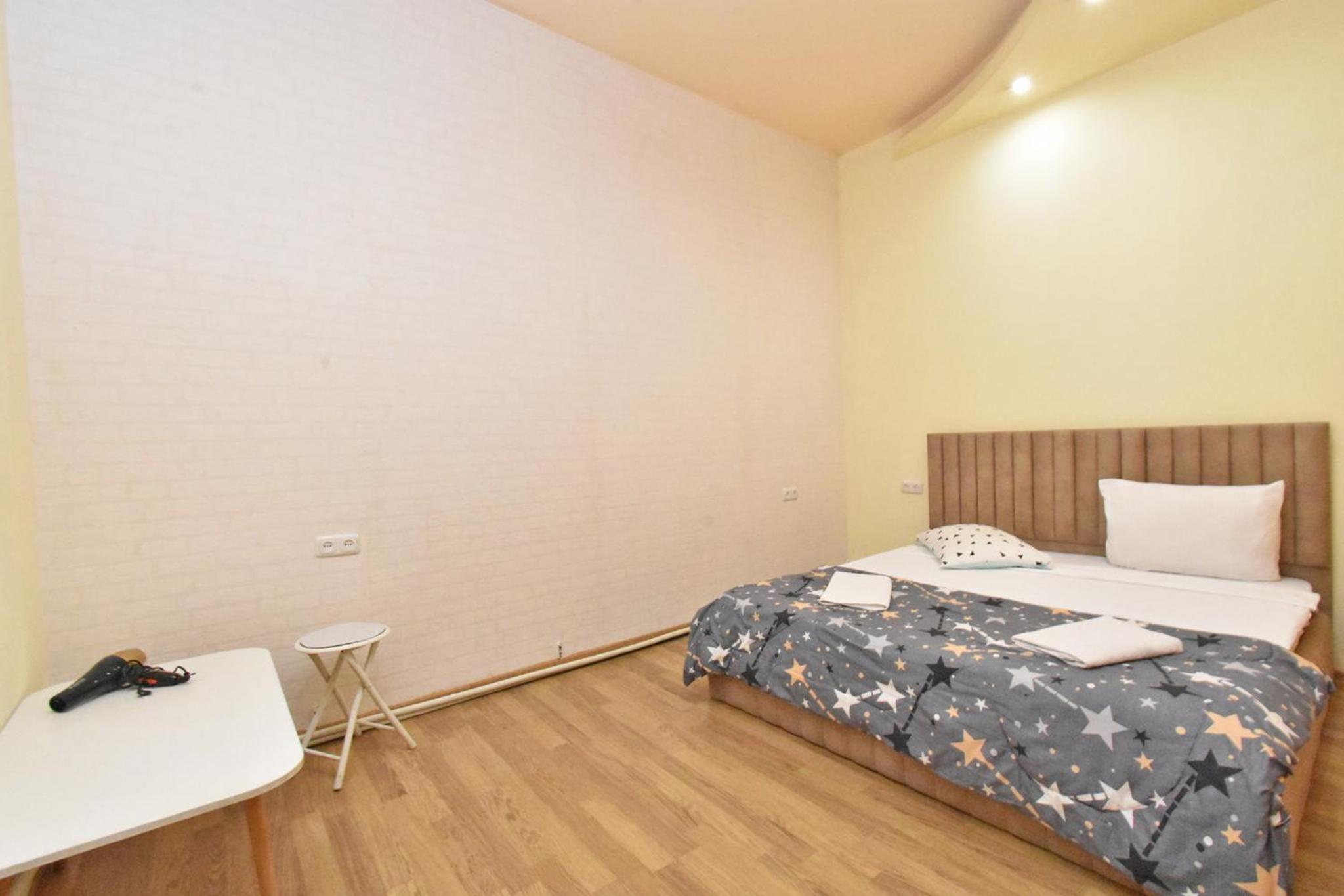 H D Guest House