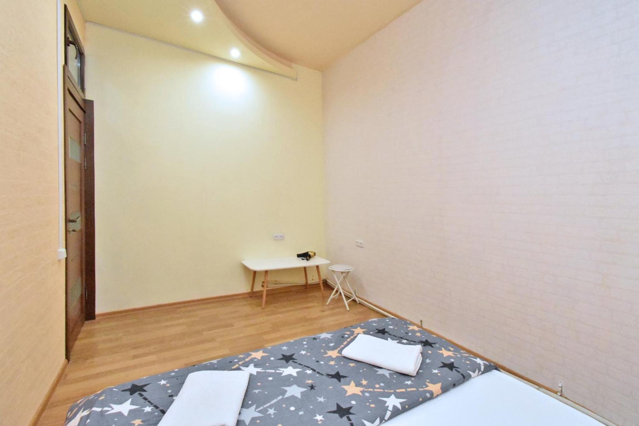 H D Guest House