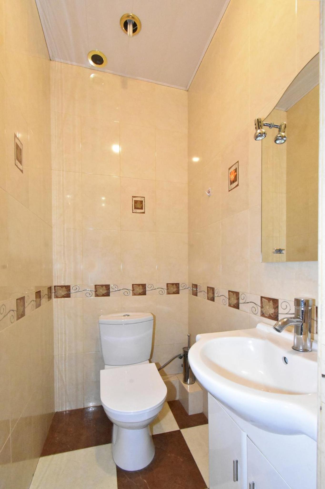 H D Guest House