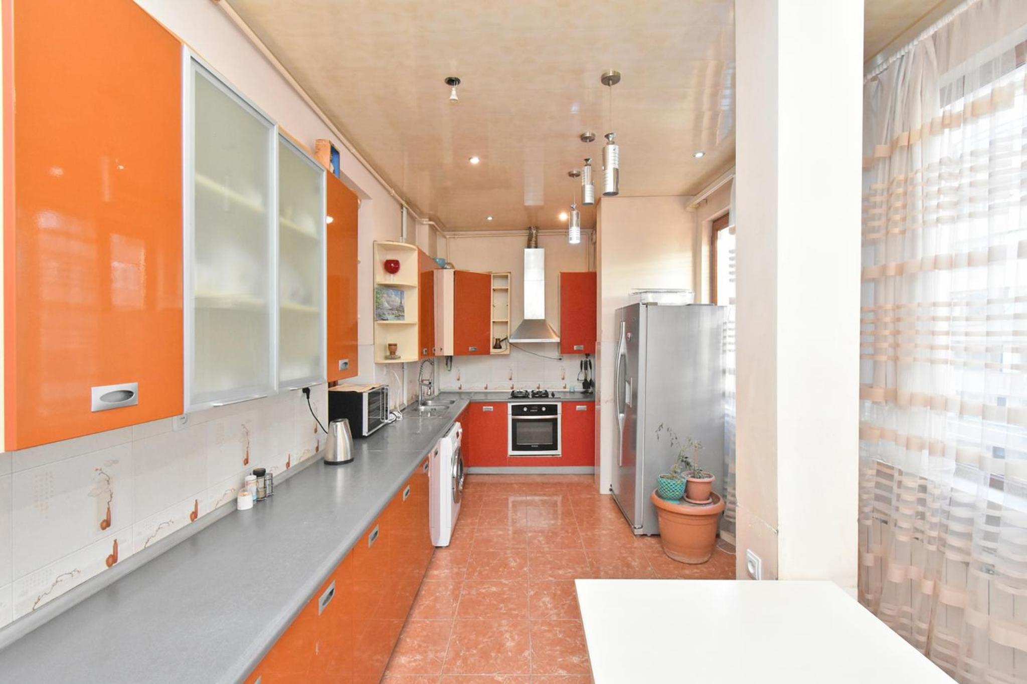 H D Guest House