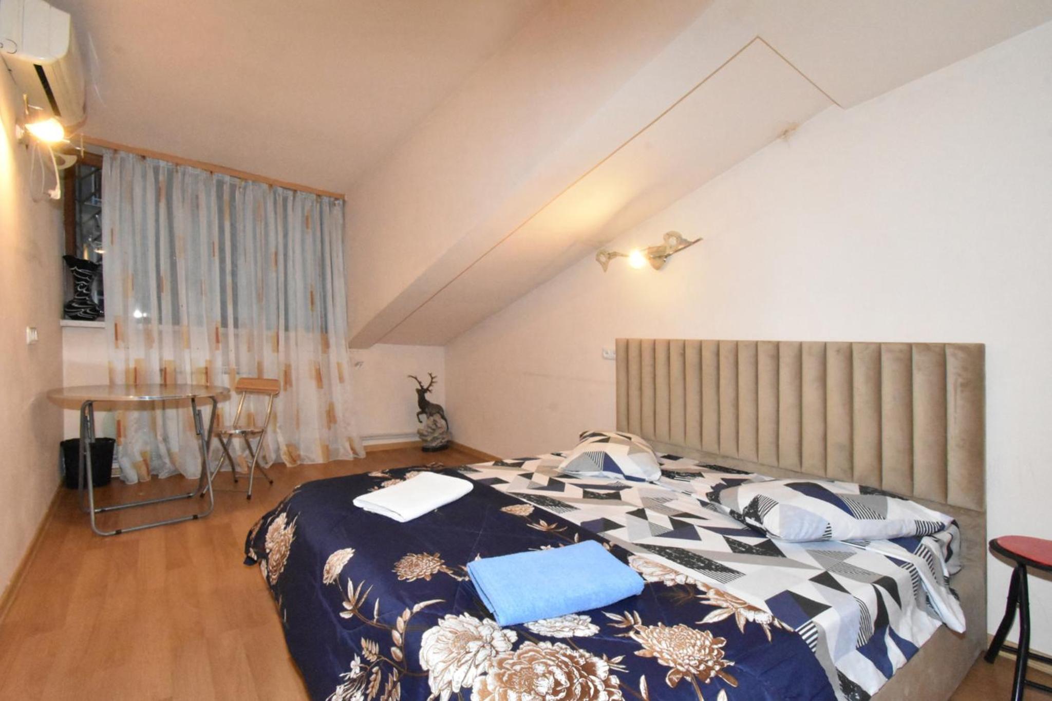 H D Guest House