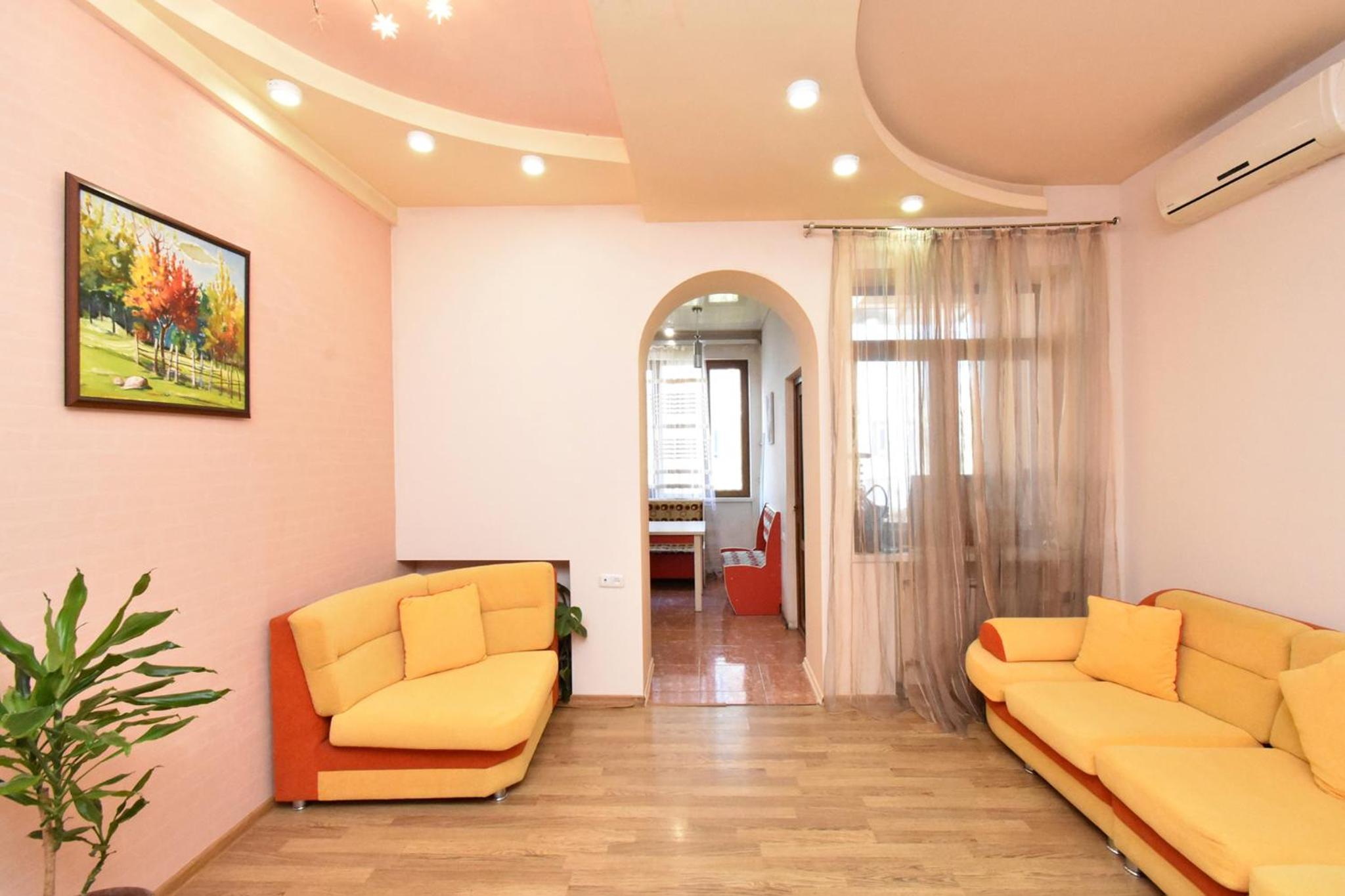 H D Guest House