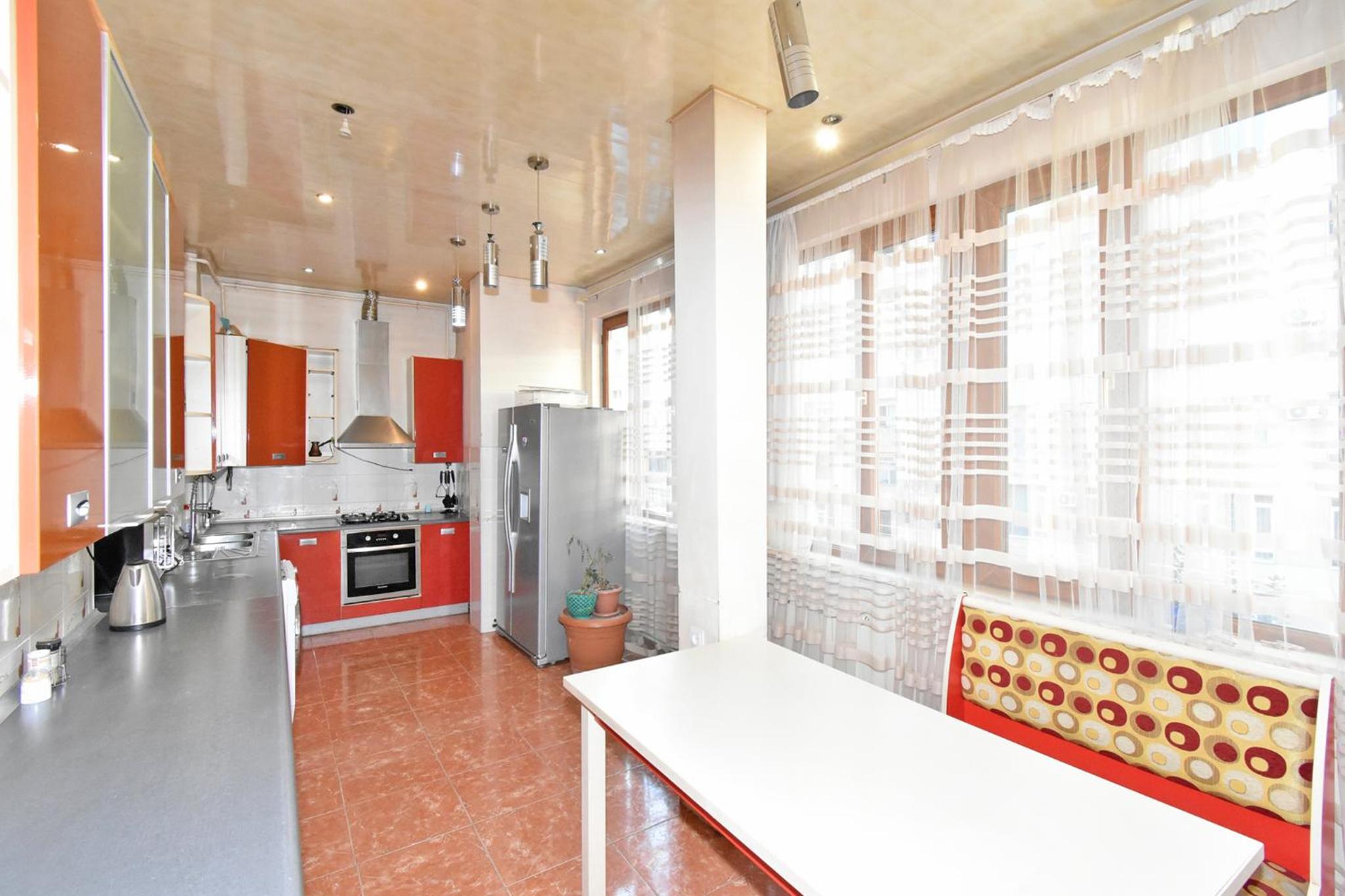 H D Guest House