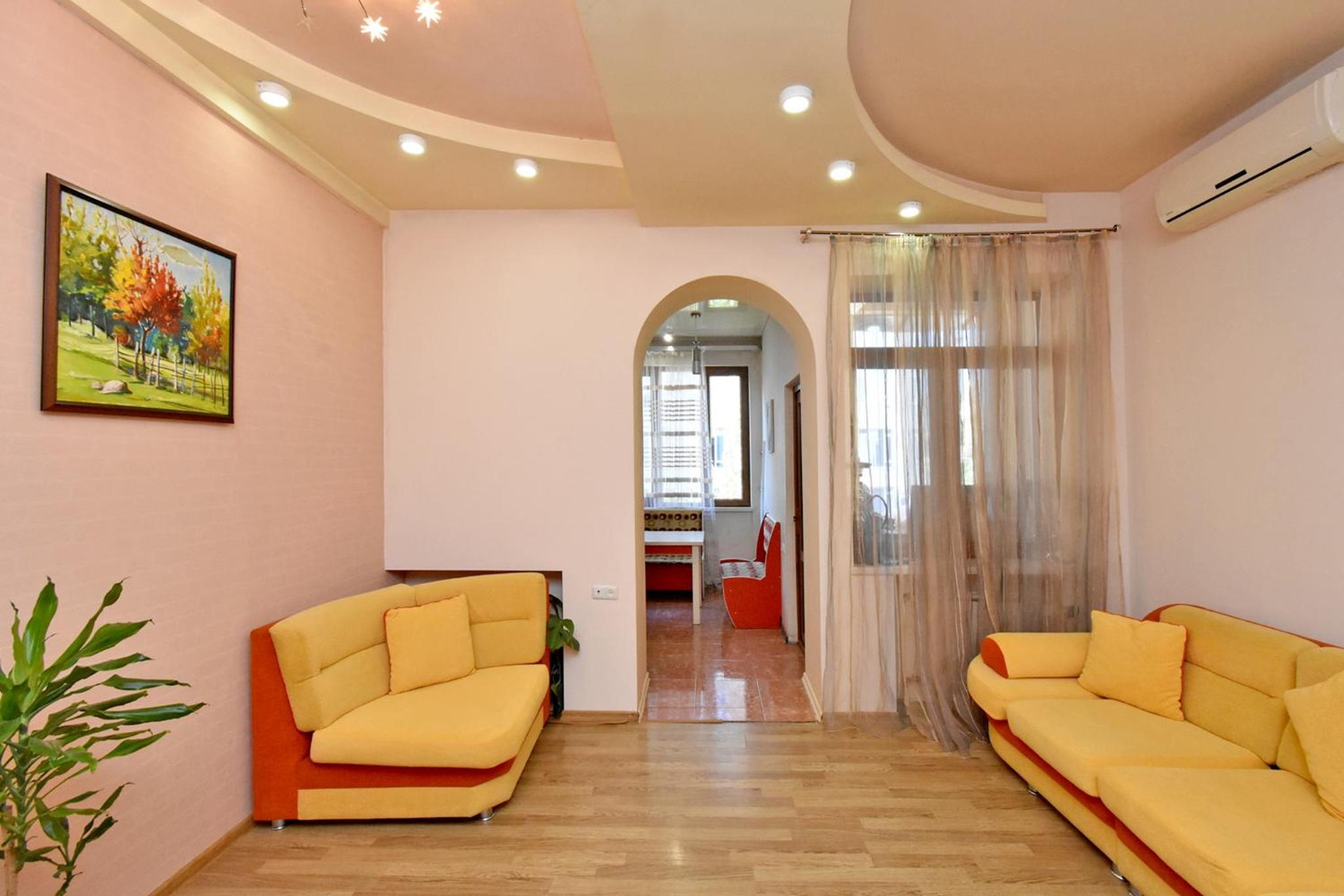 H D Guest House