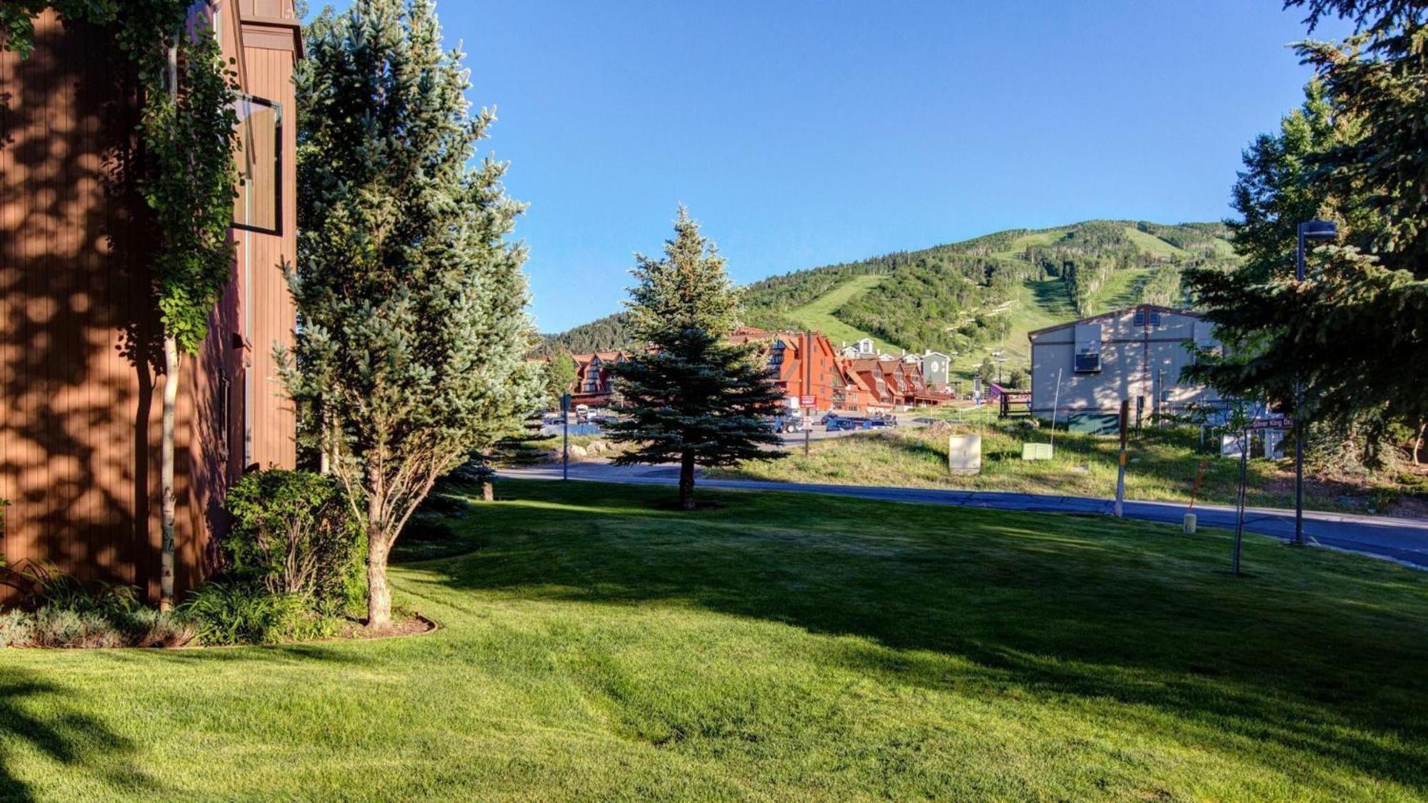 3 Kings Mountain Vista by SkyRun Park City view 5