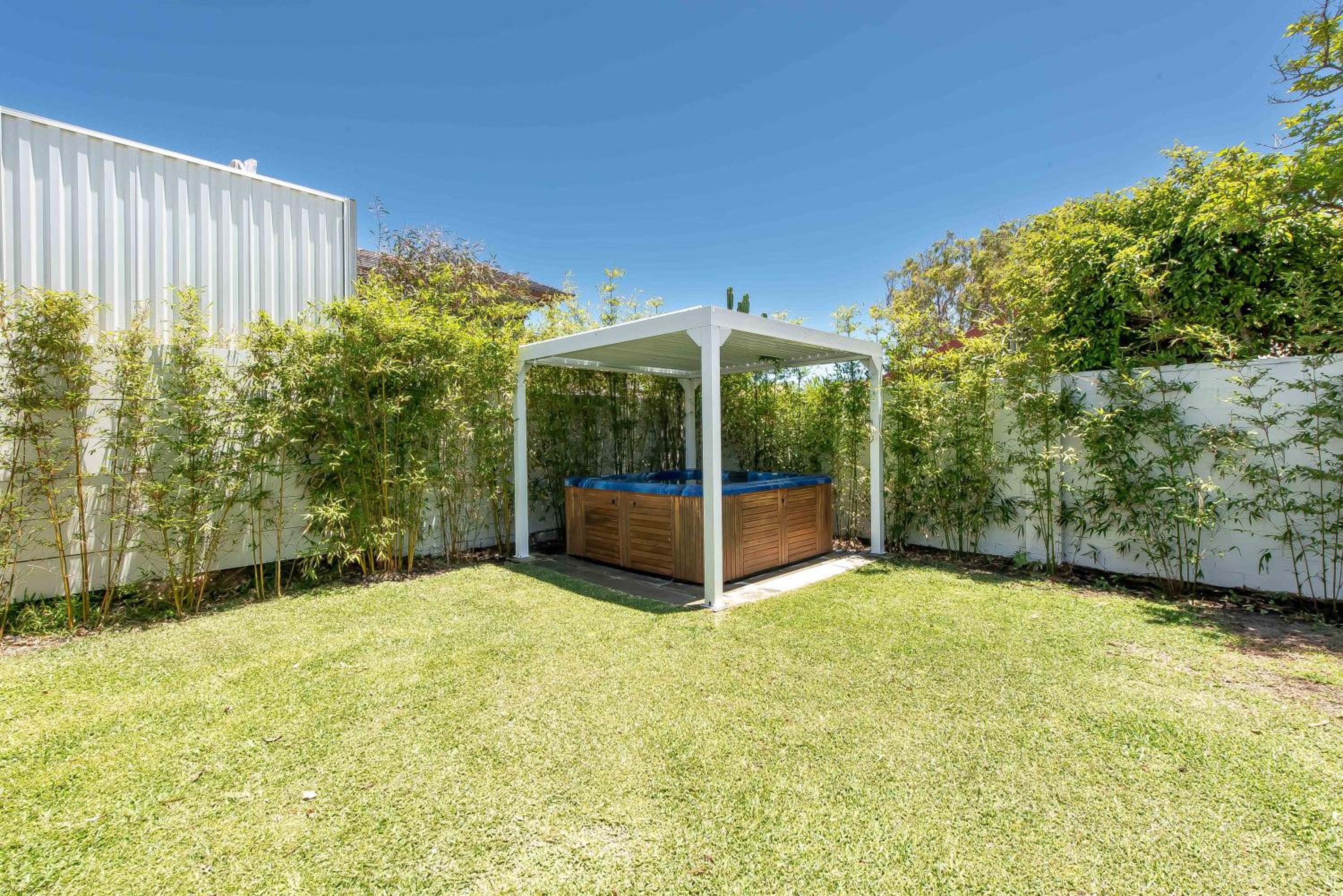 Trigg Beach Dream Home Retreat