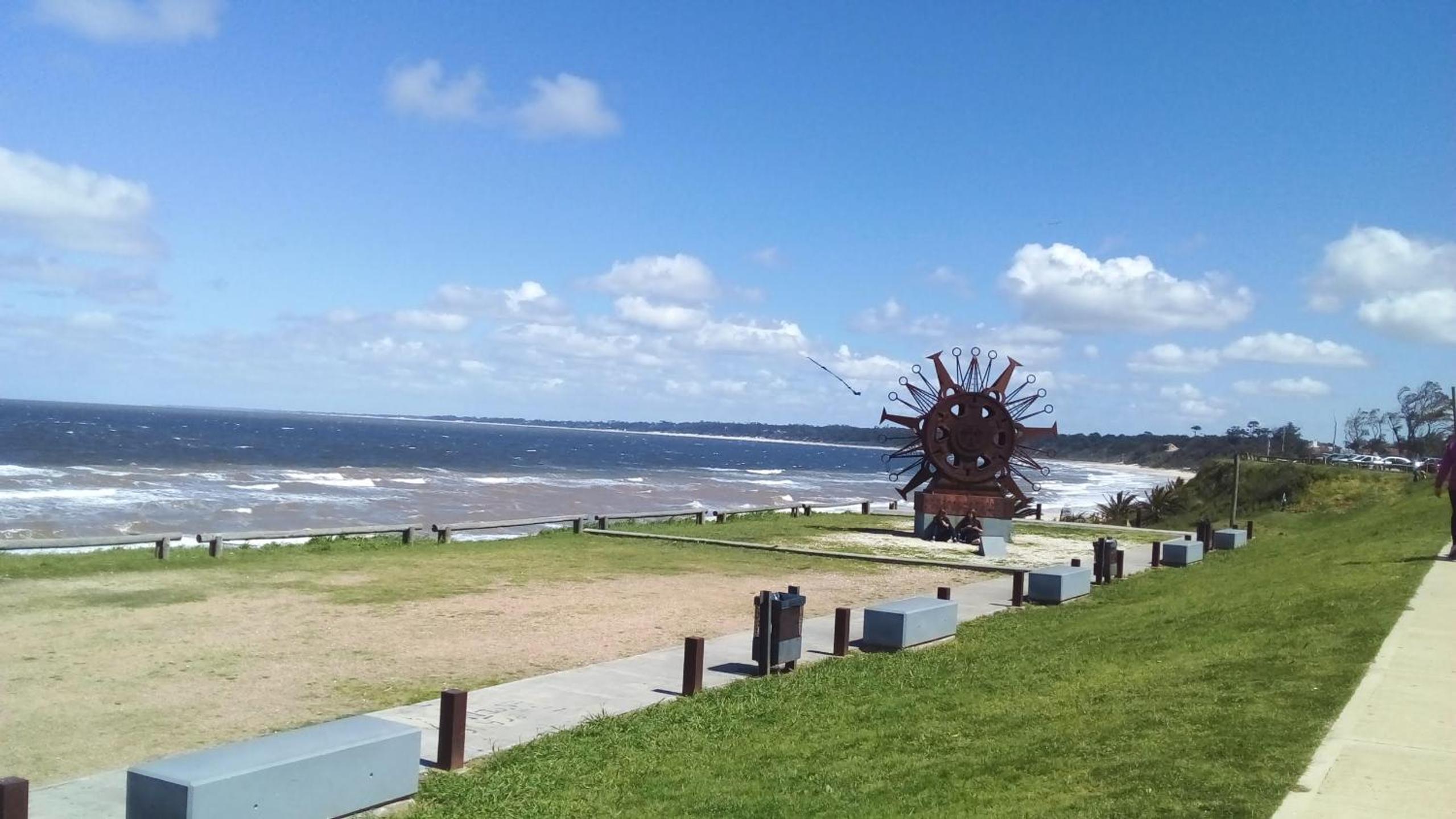 Casa a estrenar en Atlántida!!