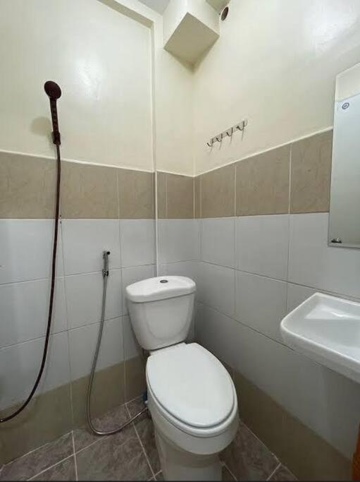 Lawton Residences Studio Room 2C