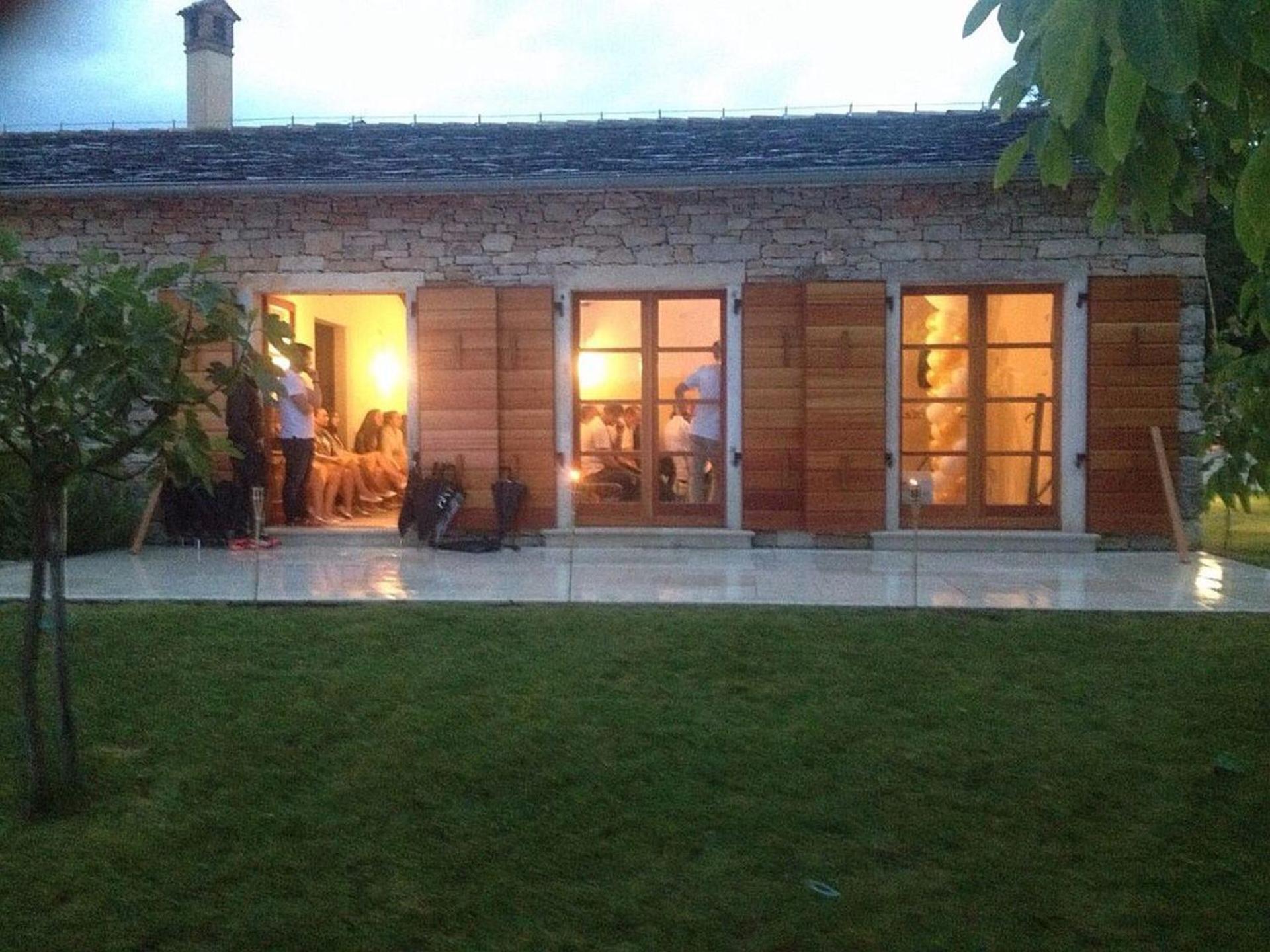 Photo 44