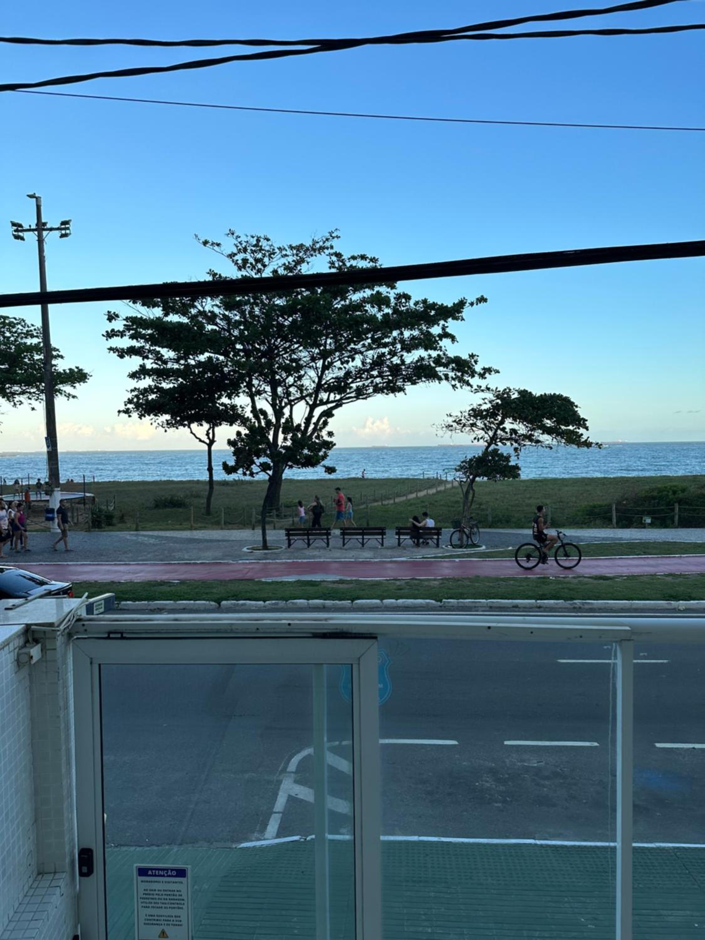 Linda Vista a beira mar P da Costa