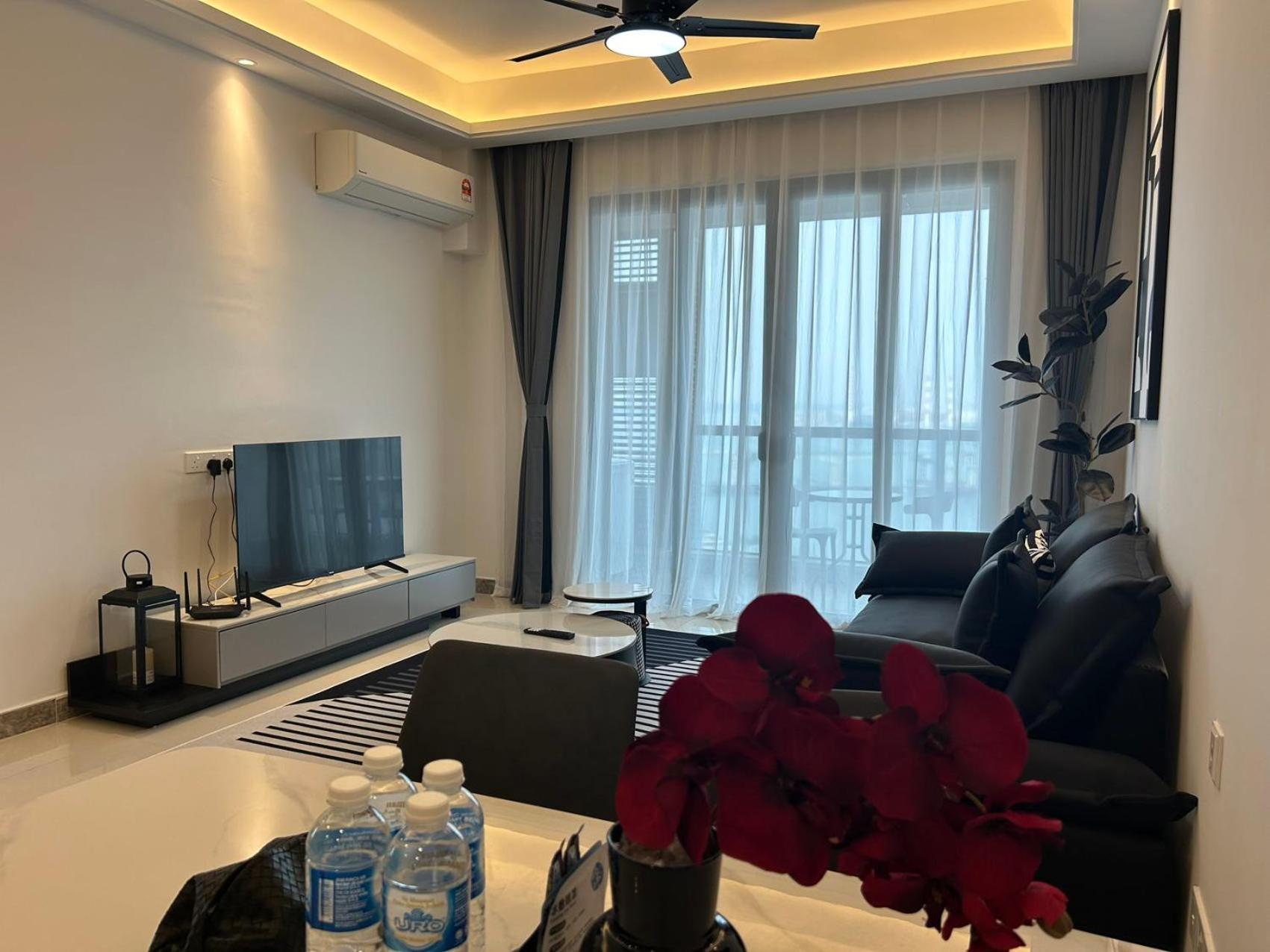 R&F Princess Cove Cozy&Boutique Homestay By Wan Li Property Management