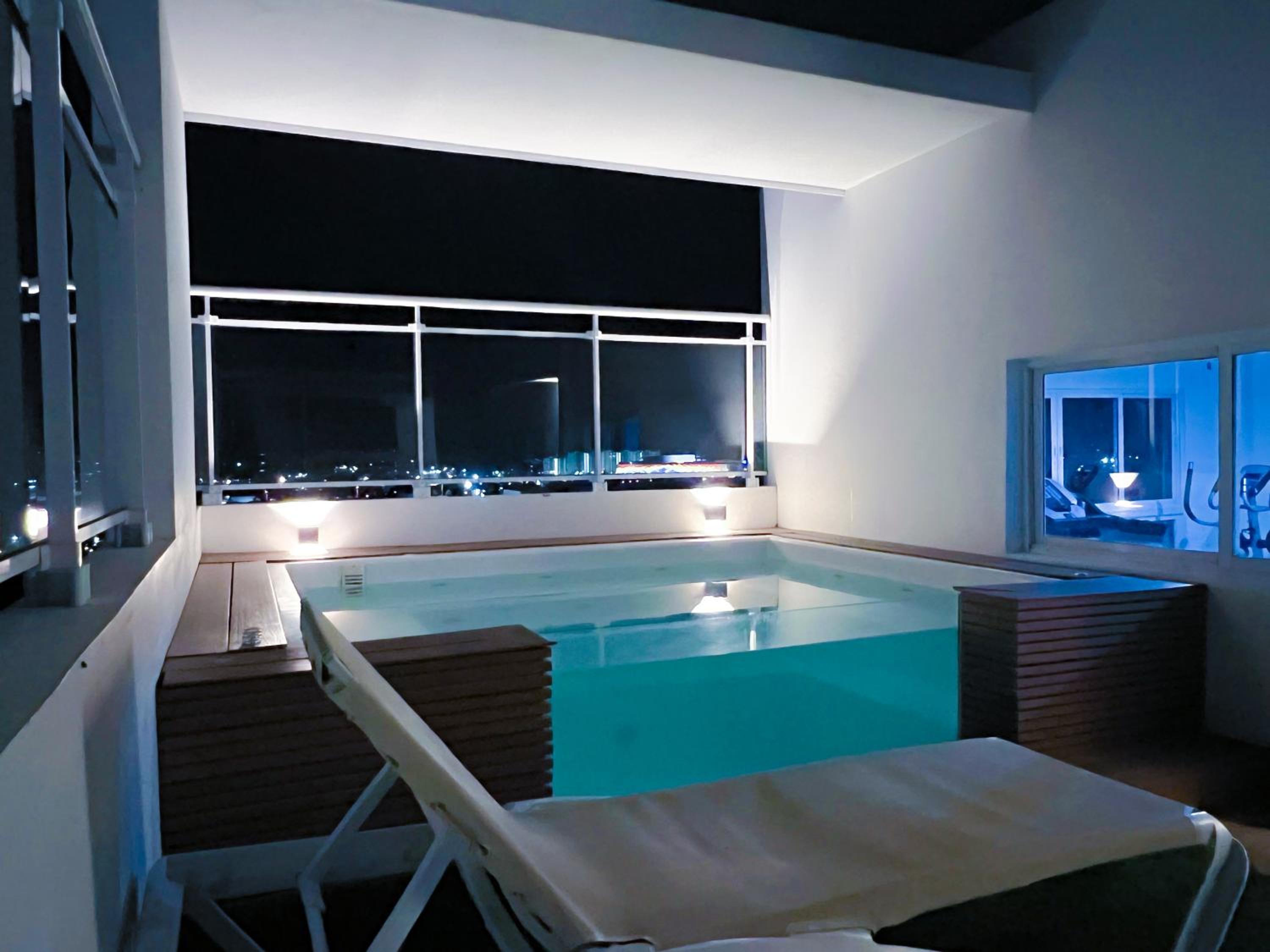 Apartamento ejecutivo con Piscina cerca de embajada Americana