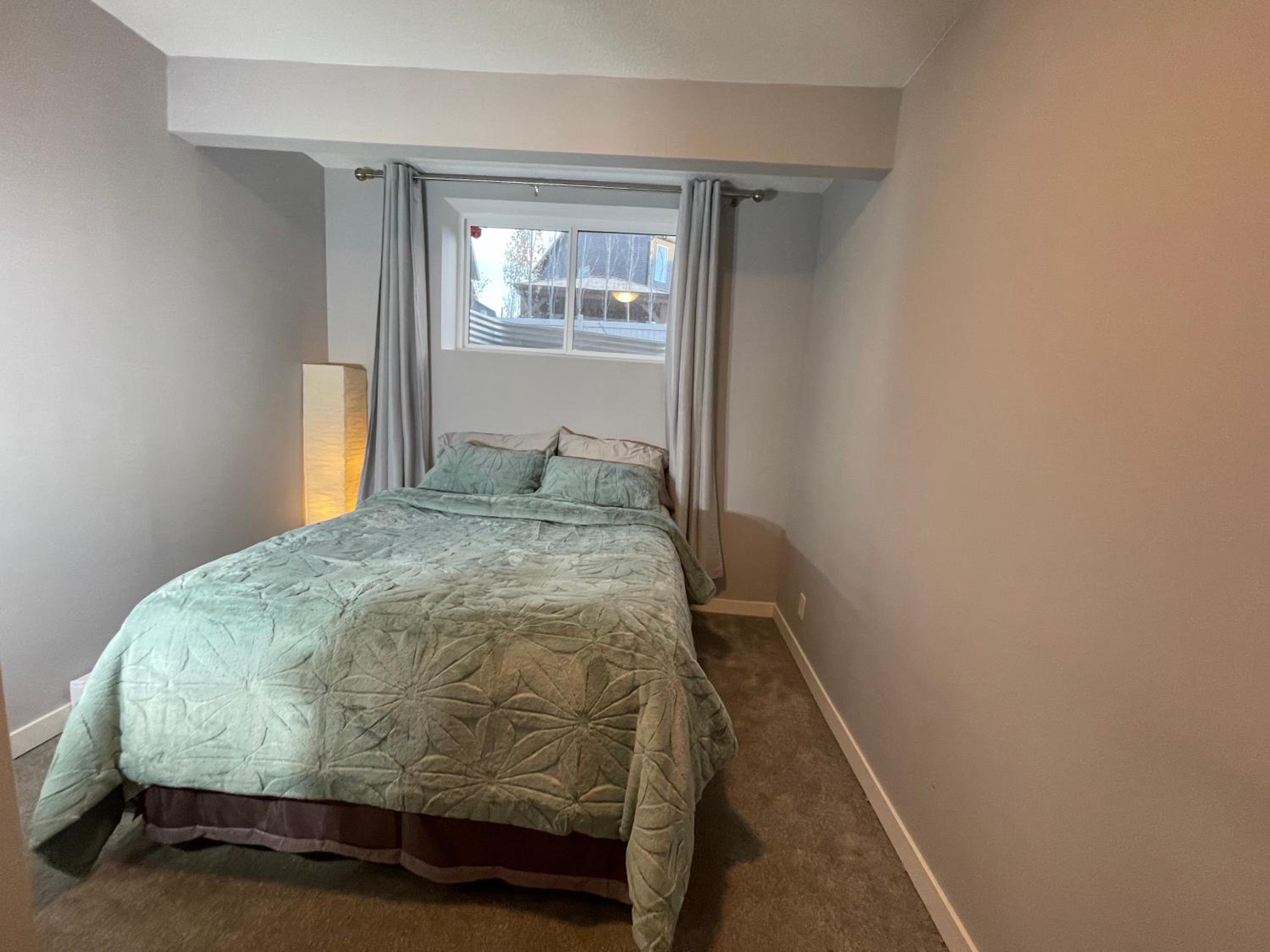 Comfortable and Beautiful Brand-New Suite BSMT-Two Bedroom, Two Washrooms