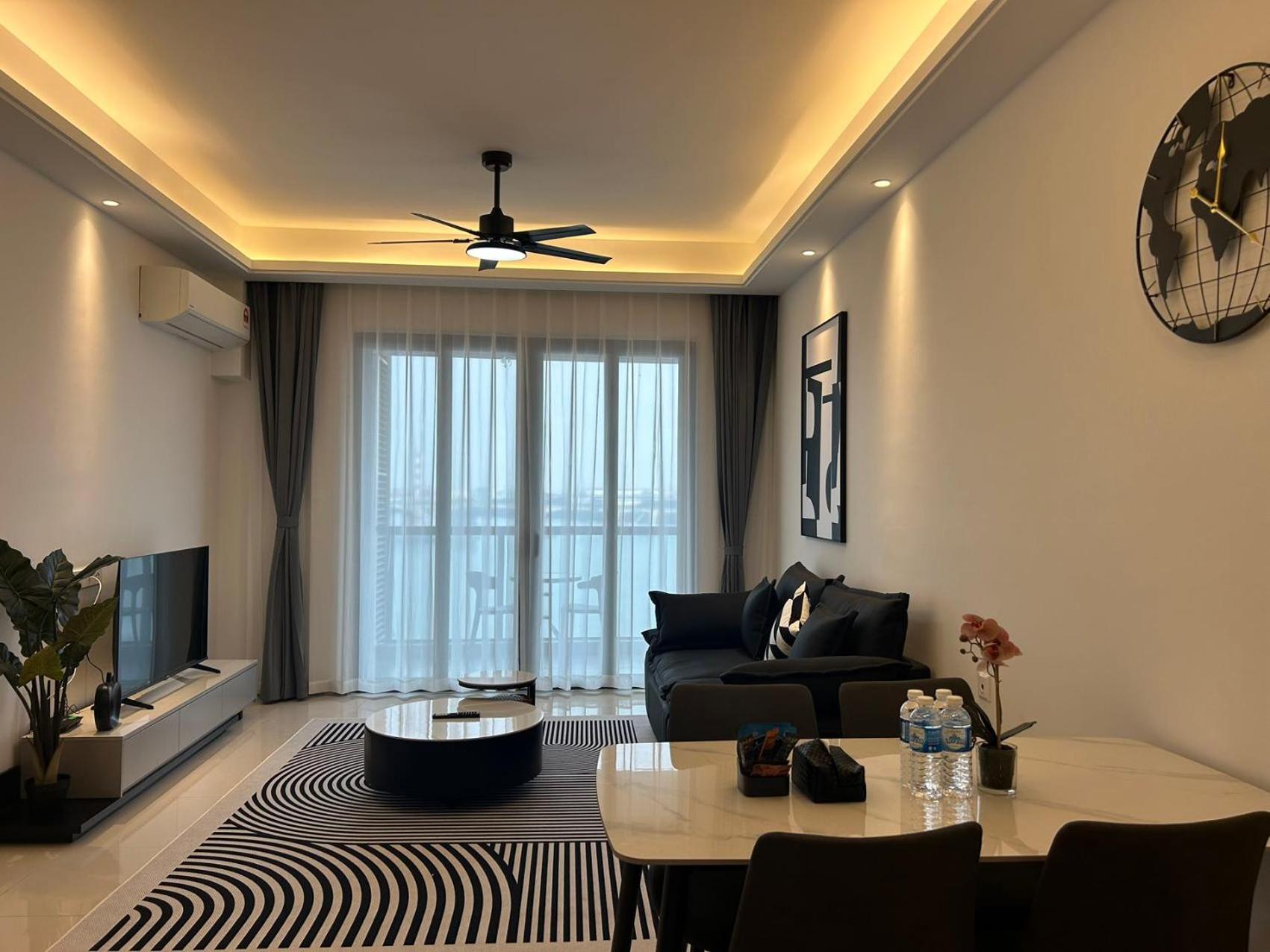 R&F Princess Cove Cozy&Boutique Homestay By Wan Li Property Management