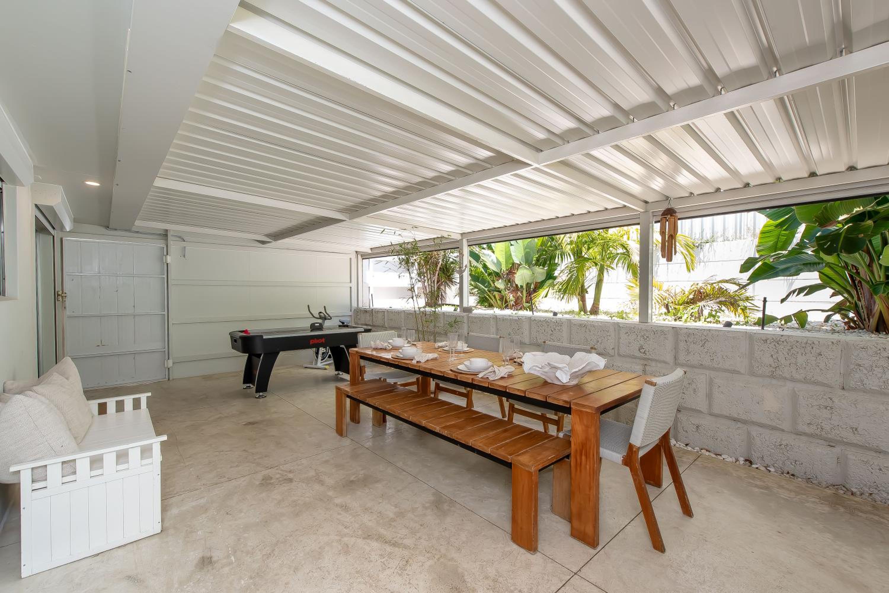 Trigg Beach Dream Home Retreat