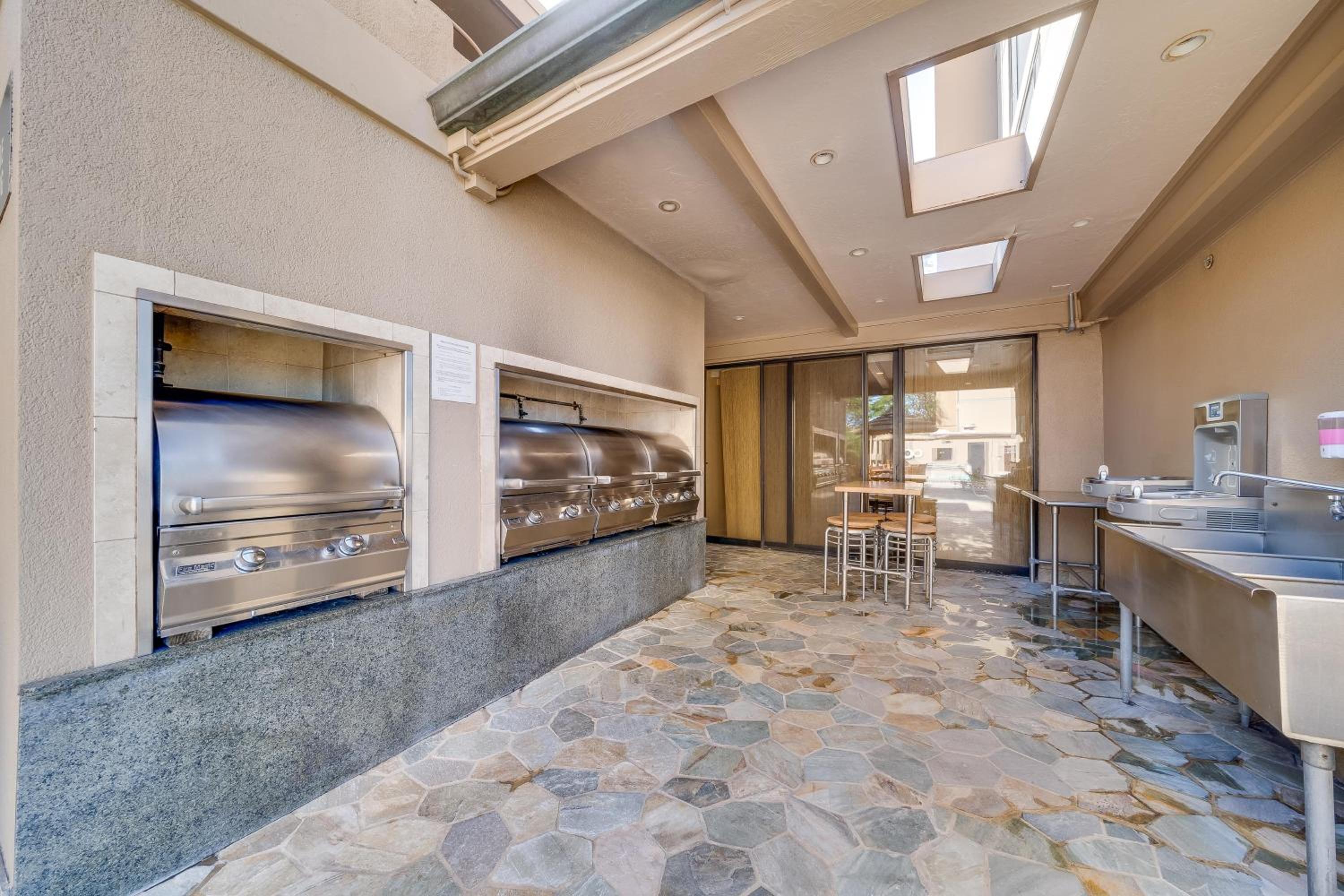 Mahana 519 · MA 519 Tranquil OceanFront 2BD AC