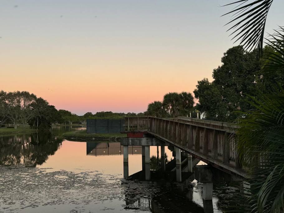 Private Cottage in West Palm Beach Florida - Property Image 26