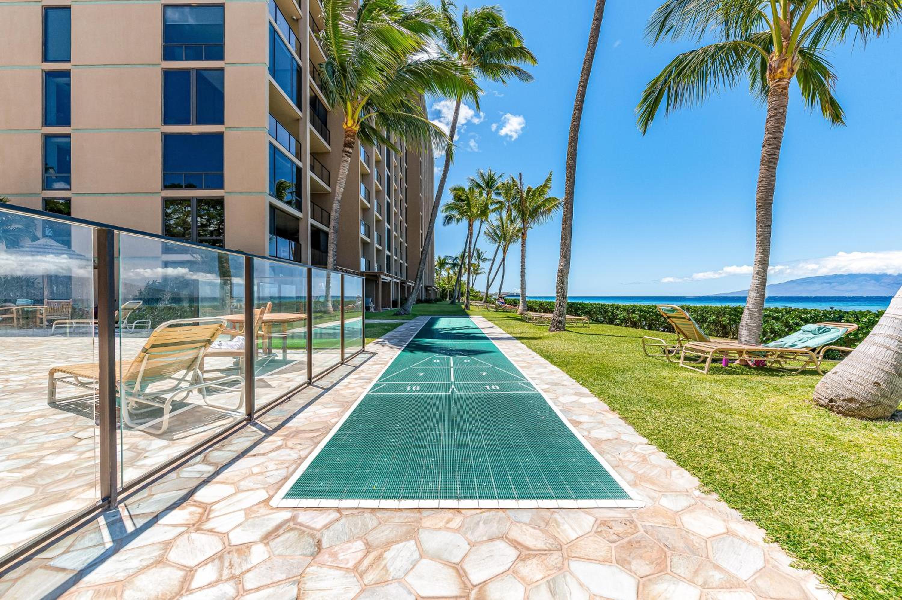 Mahana 307 · MA 307 OceanFront Condo w Pool AC