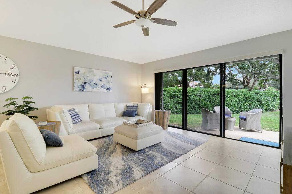 Private Cottage in West Palm Beach Florida - Property Image 32