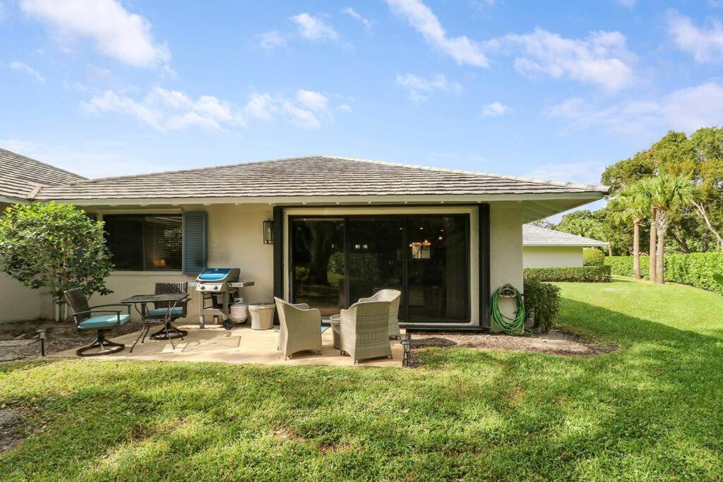 Private Cottage in West Palm Beach Florida - Property Image 15