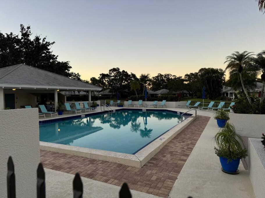 Private Cottage in West Palm Beach Florida - Property Image 16