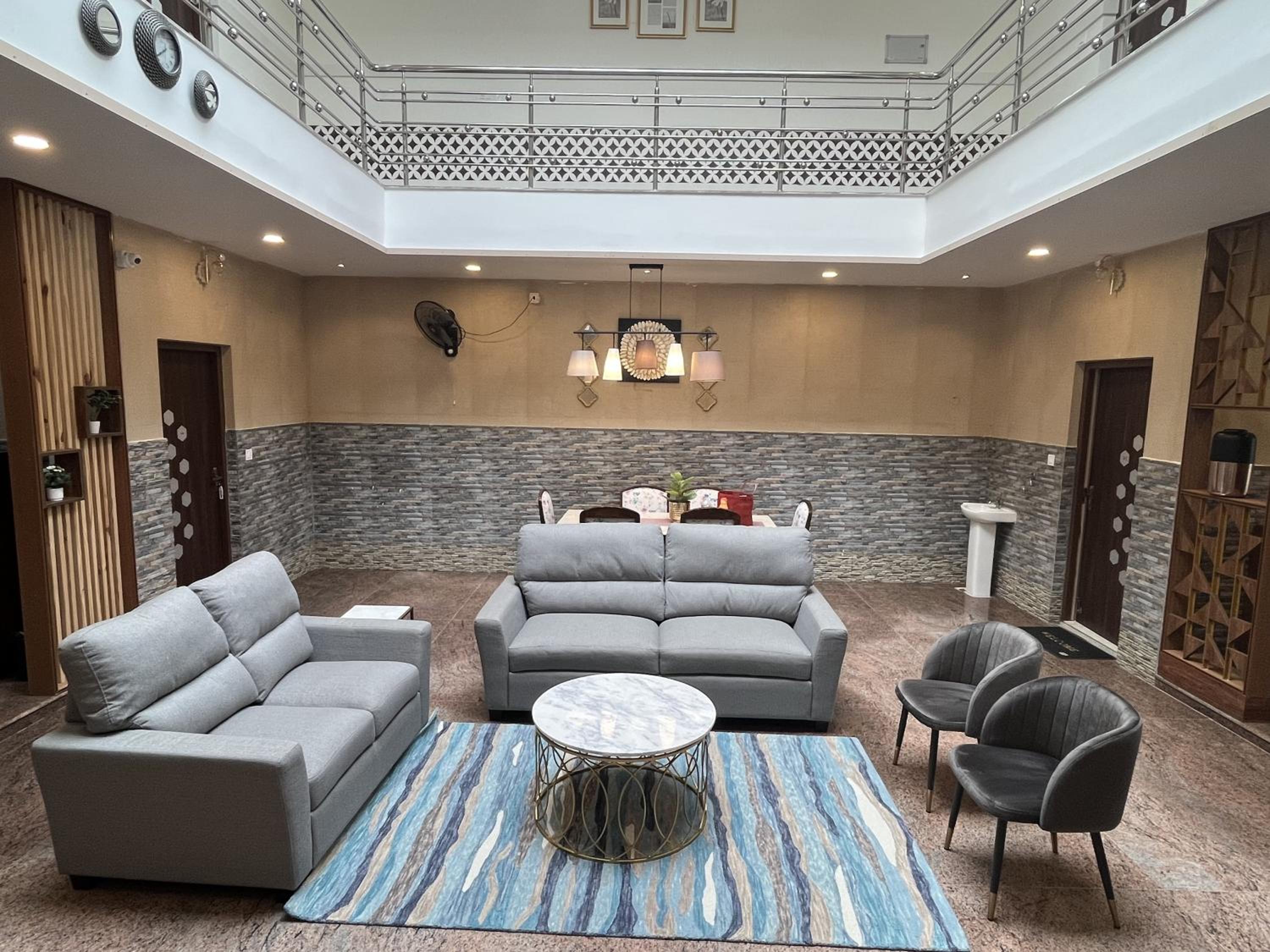 lounge
