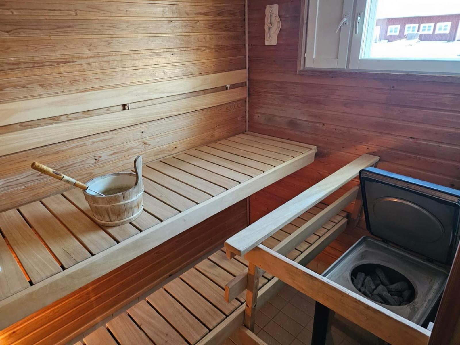 Authentic Arctic Villa at the Delta