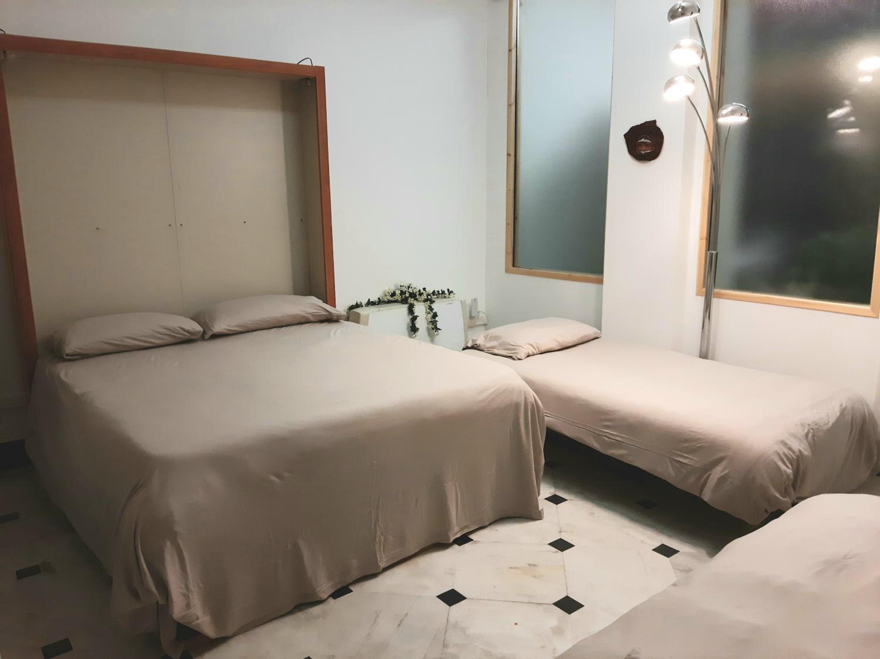 hotel room