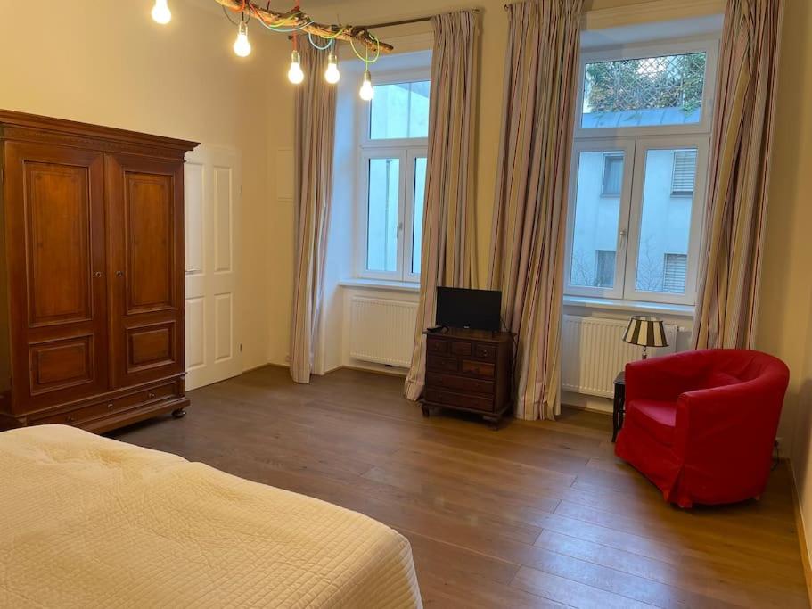 Quiet apartment close to center