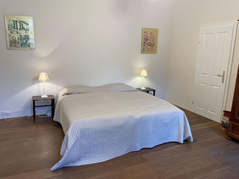 Quiet apartment close to center