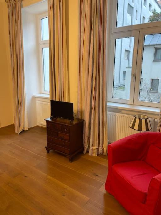Quiet apartment close to center