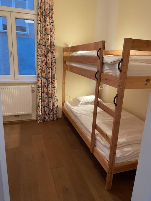 Quiet apartment close to center