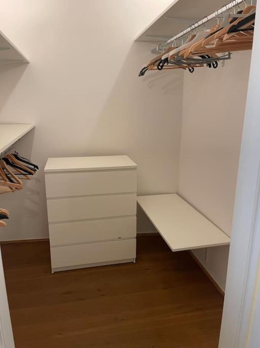 Quiet apartment close to center