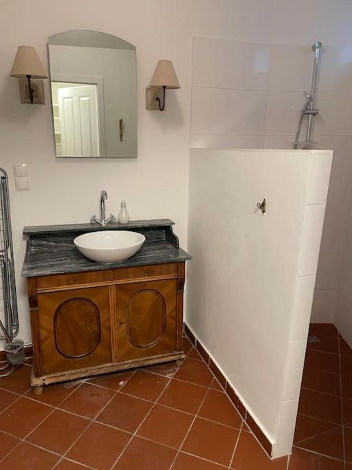 Quiet apartment close to center