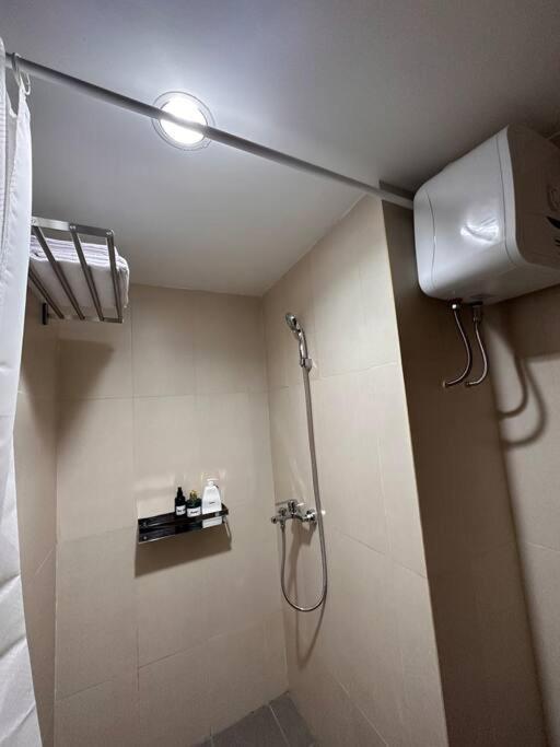Cozy Studio Apartment LRT City Jatibening view 5