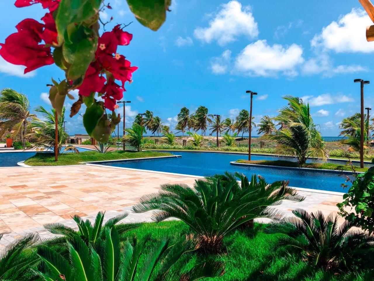 Casa dos sonhos, luxo em condominio à beira mar de Jacumã