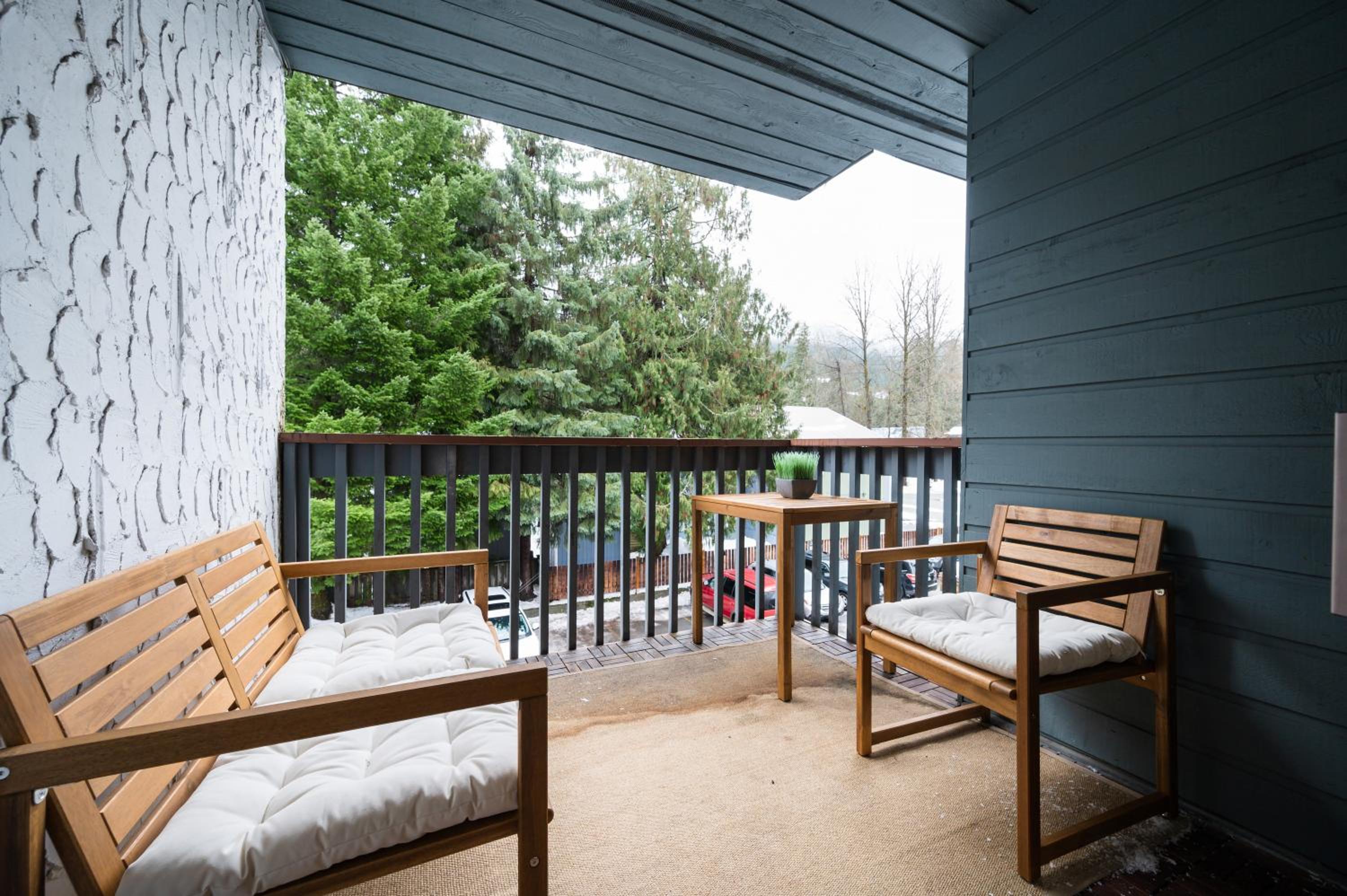 Creekside Oasis 4 Beds Pool and Hot Tub