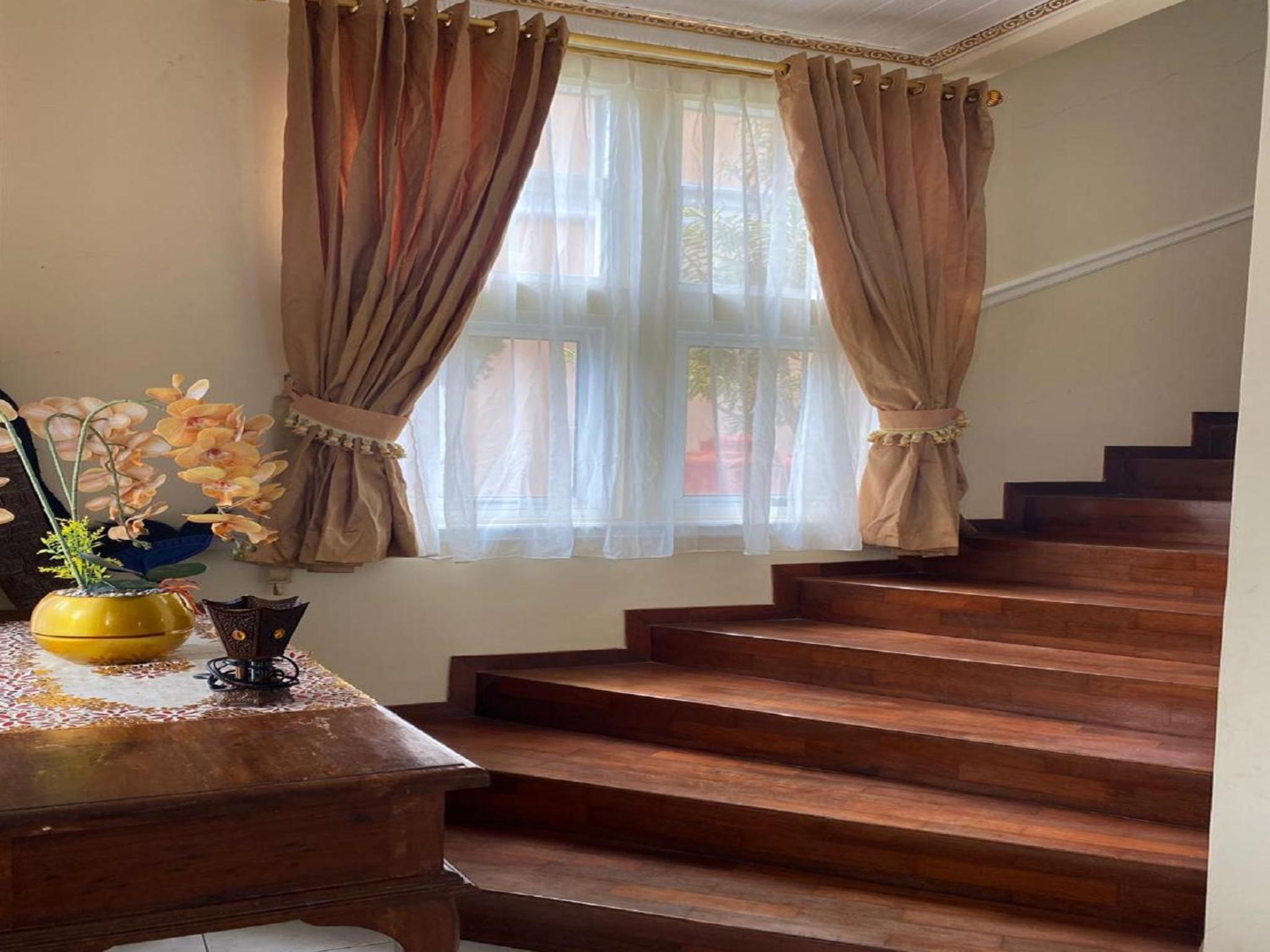 Villa Kota Bunga by akuvila view 3